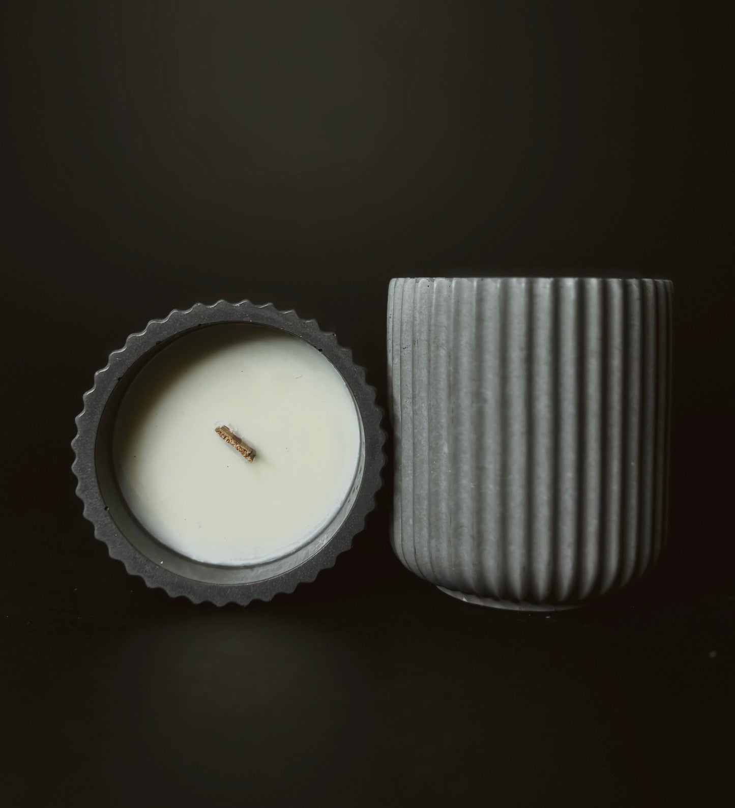 Ribbed Candle - Grey