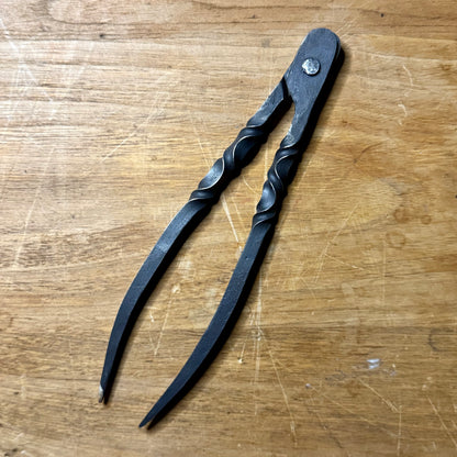 Twisted Stainless Steel Calipers